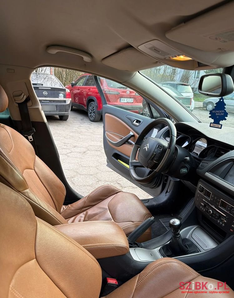 2012' Citroen C5 photo #5