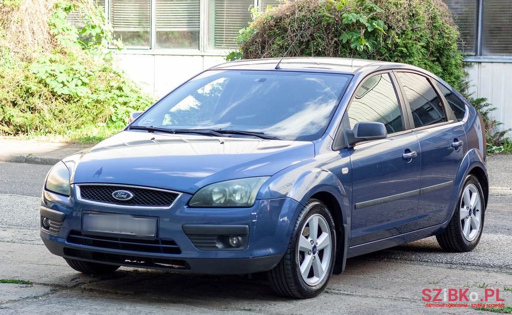 2005' Ford Focus photo #2
