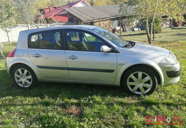 2005' Renault Megane photo #1