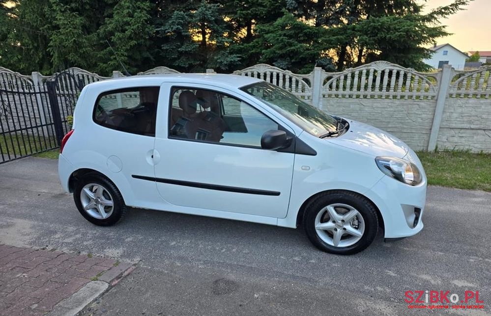 2011' Renault Twingo Dci 75 Authentique photo #3