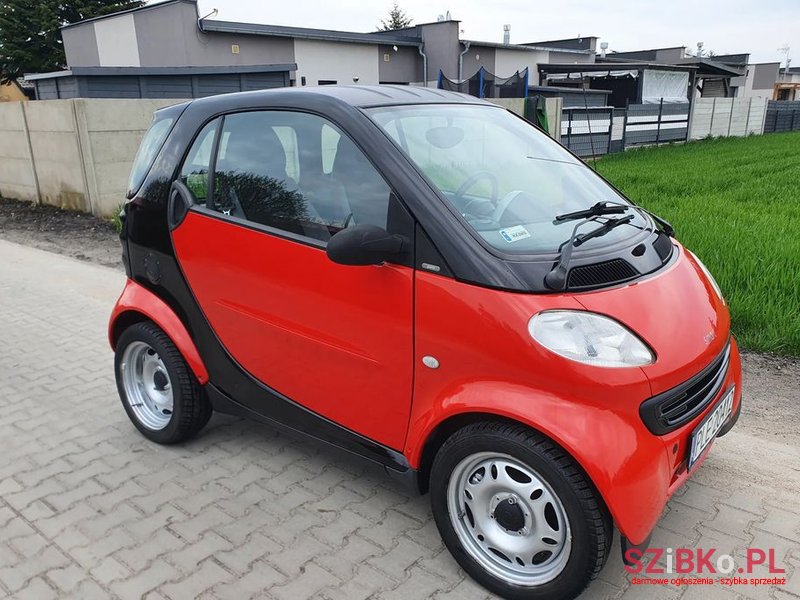 2001' Smart Fortwo photo #3