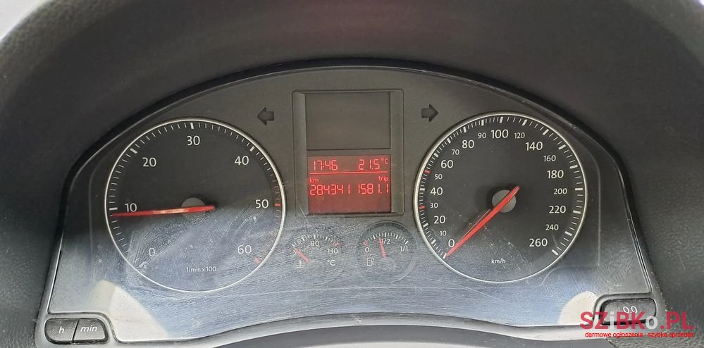 2006' Volkswagen Golf photo #5