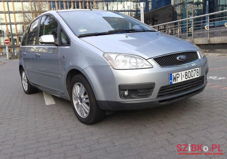 2004' Ford Focus photo #1