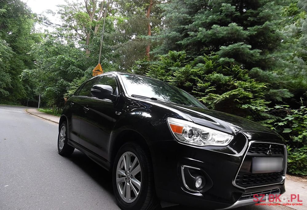 2014' Mitsubishi ASX photo #4