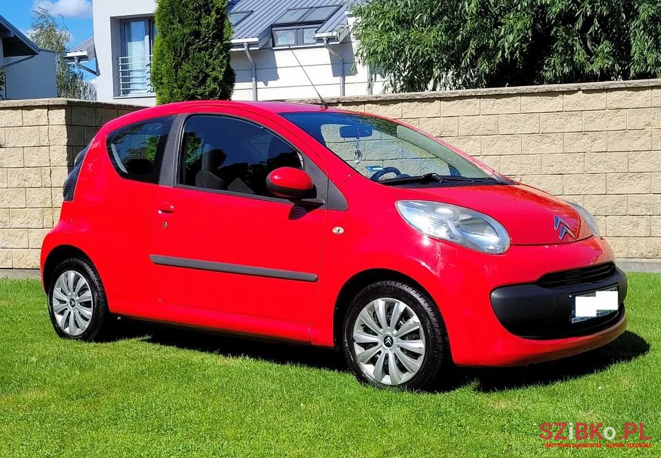 2008' Citroen C1 photo #2