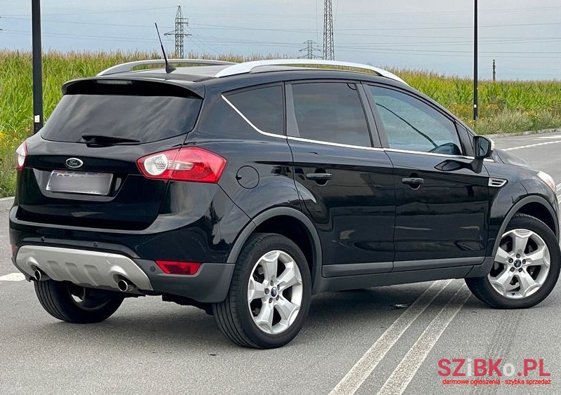 2009' Ford Kuga 2.0 Tdci 4X4 Trend photo #3