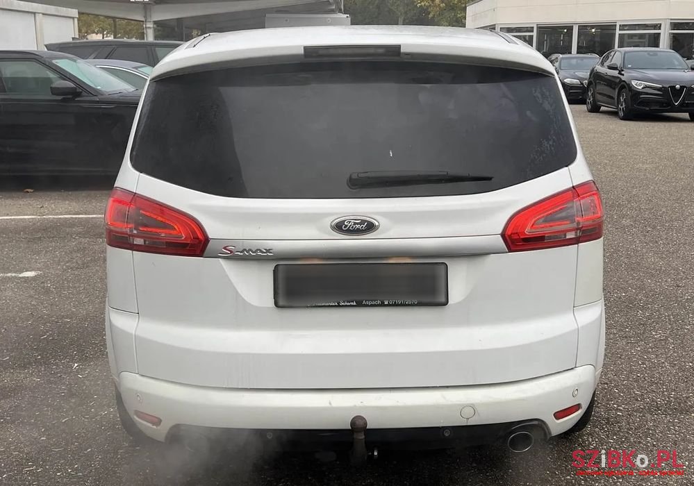 2011' Ford S-Max 2.0 T Titanium photo #6