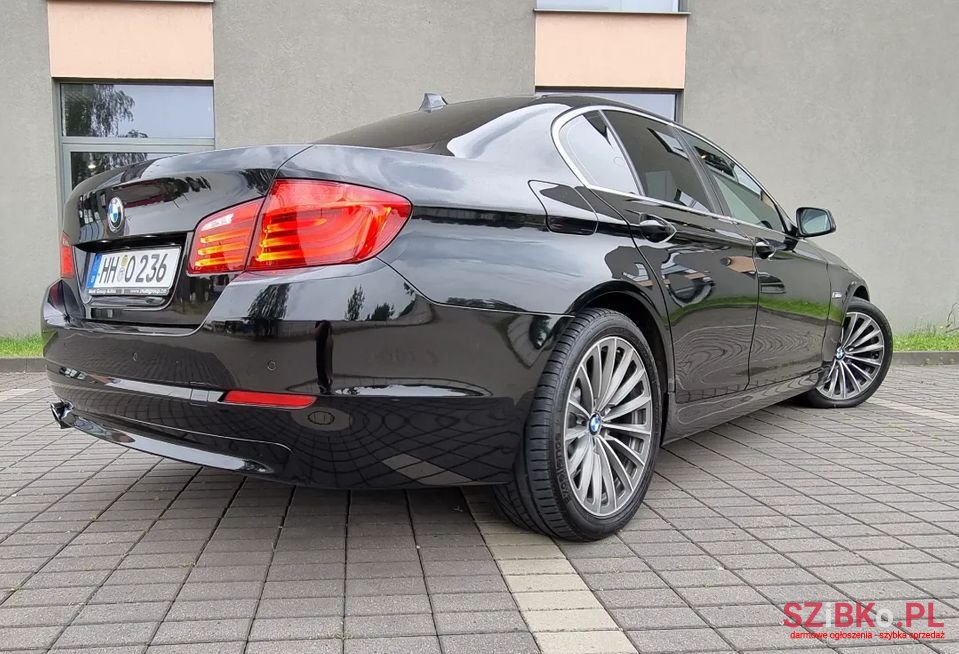 2011' BMW Seria 5 photo #3