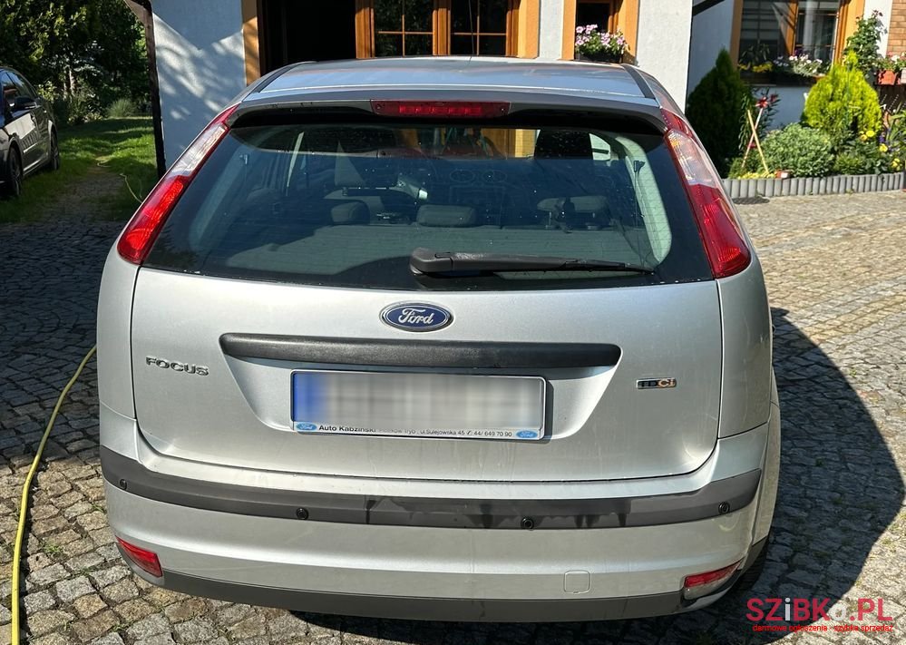 2007' Ford Focus photo #4