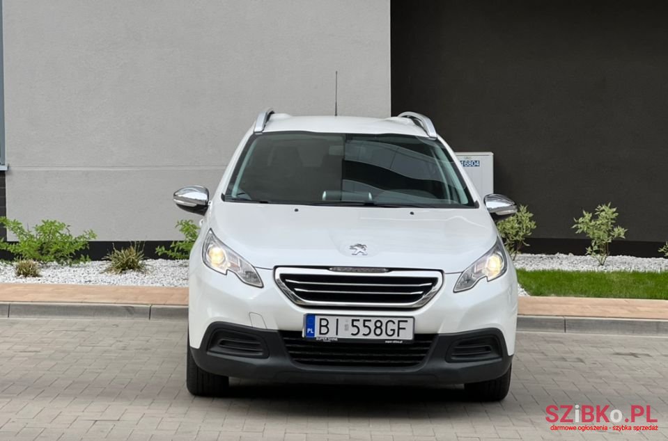 2015' Peugeot 2008 photo #2