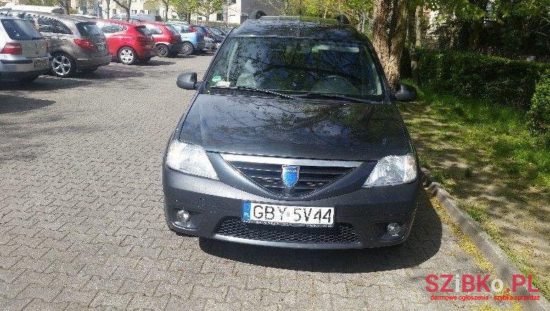 2008' Dacia Logan photo #1