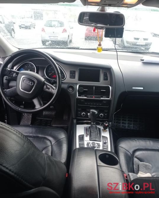 2007' Audi Q7 photo #4