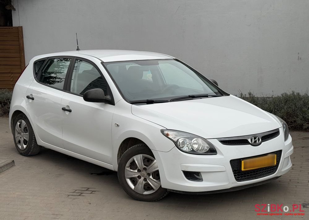 2010' Hyundai i30 I30Cw photo #1