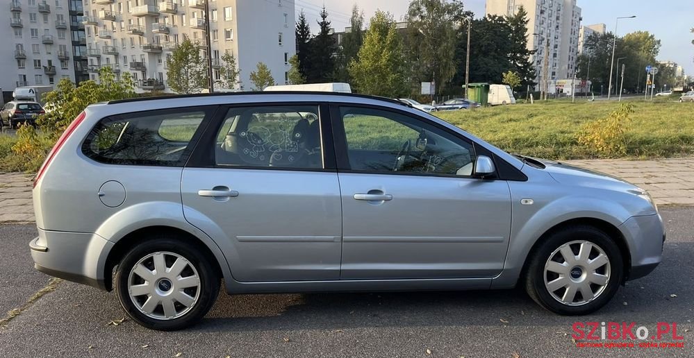 2007' Ford Focus photo #5