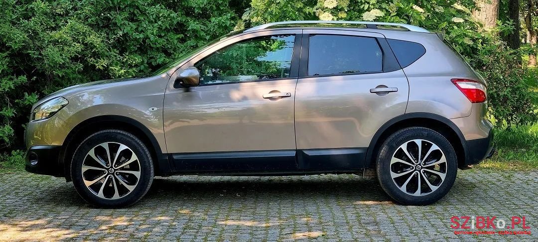 2011' Nissan Qashqai photo #3