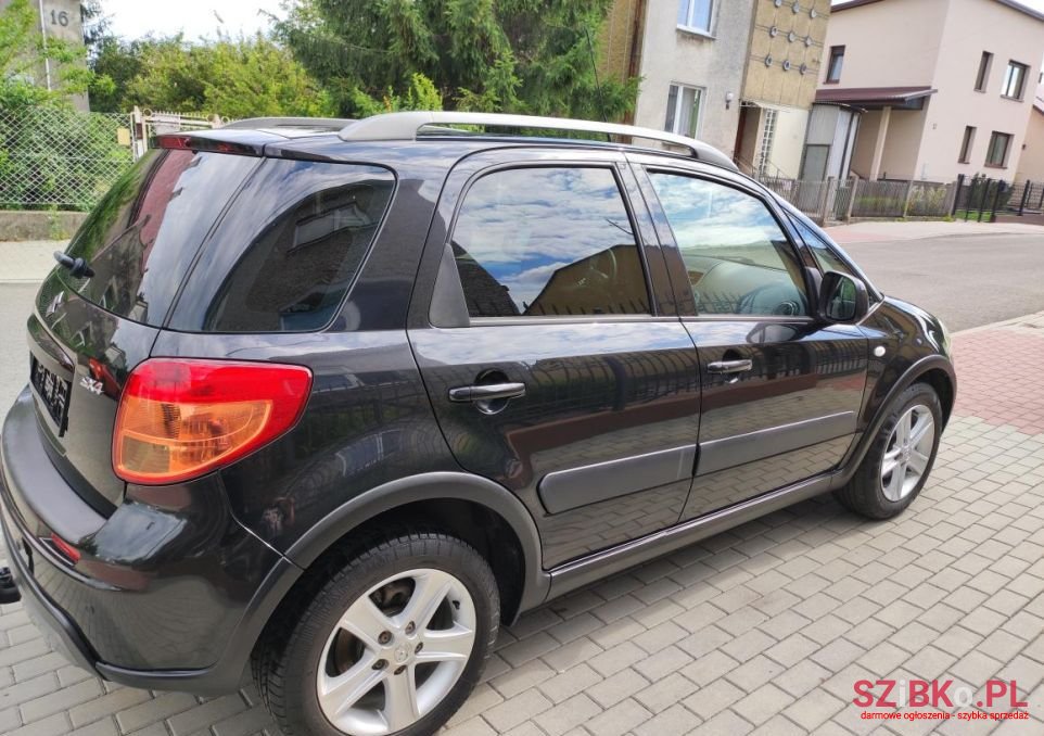 2010' Suzuki SX4 photo #6