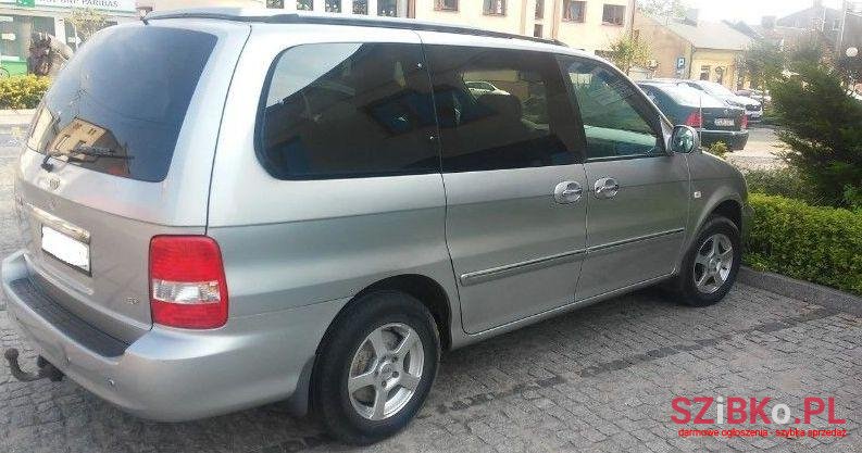 2006' Kia Carnival photo #1