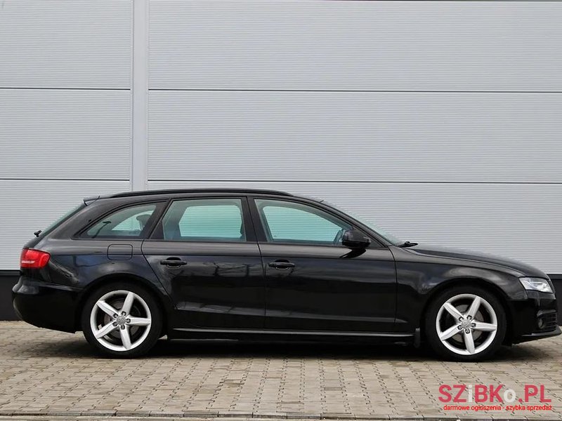2012' Audi A4 photo #4