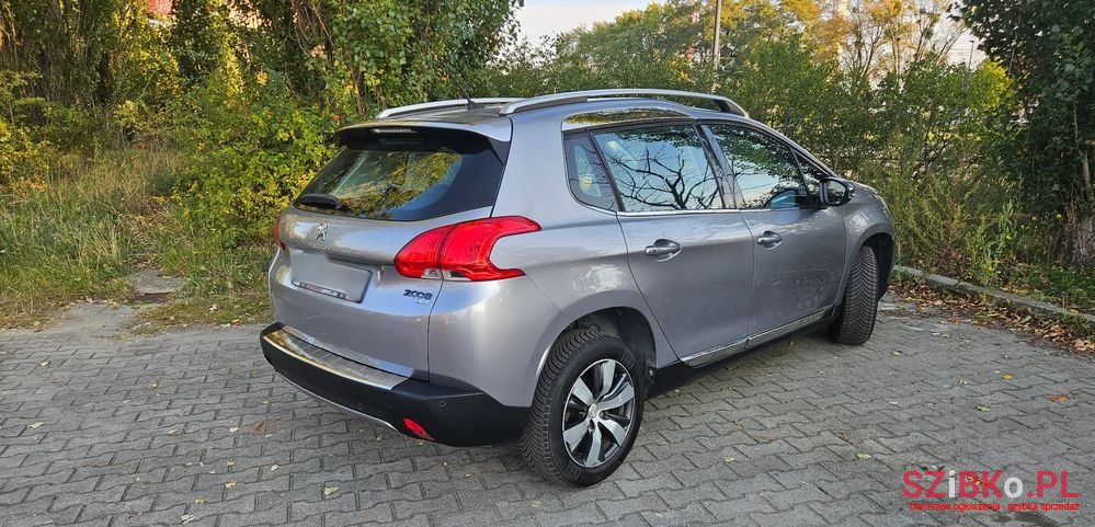 2014' Peugeot 2008 photo #3