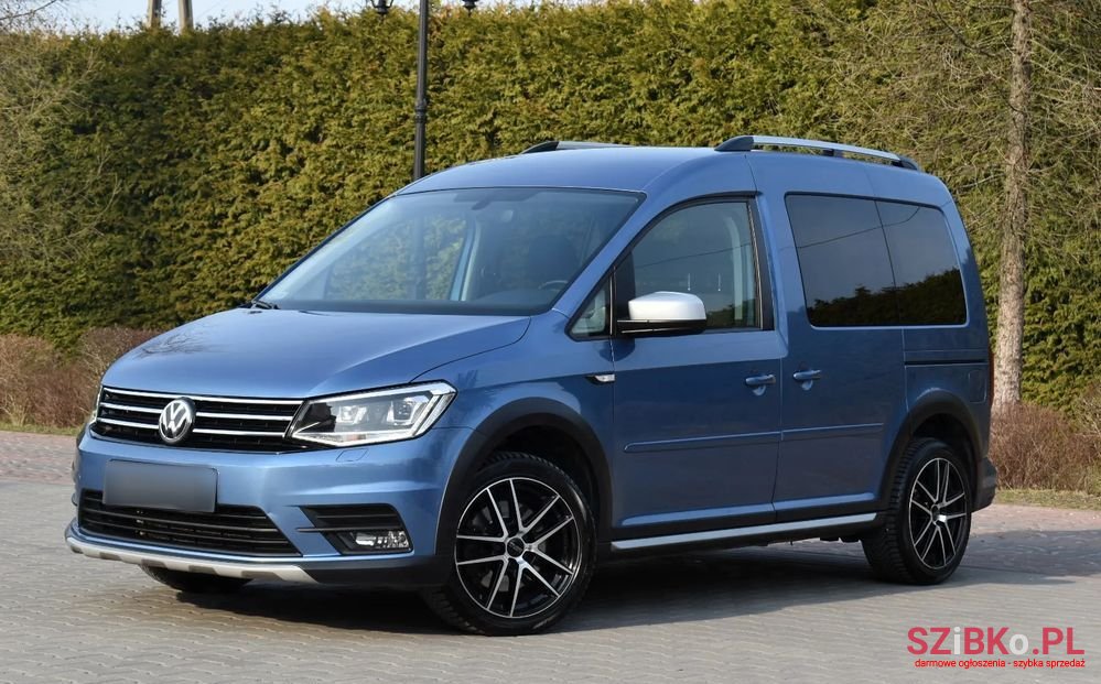 2019' Volkswagen Caddy 2.0 Tdi Alltrack Dsg photo #2