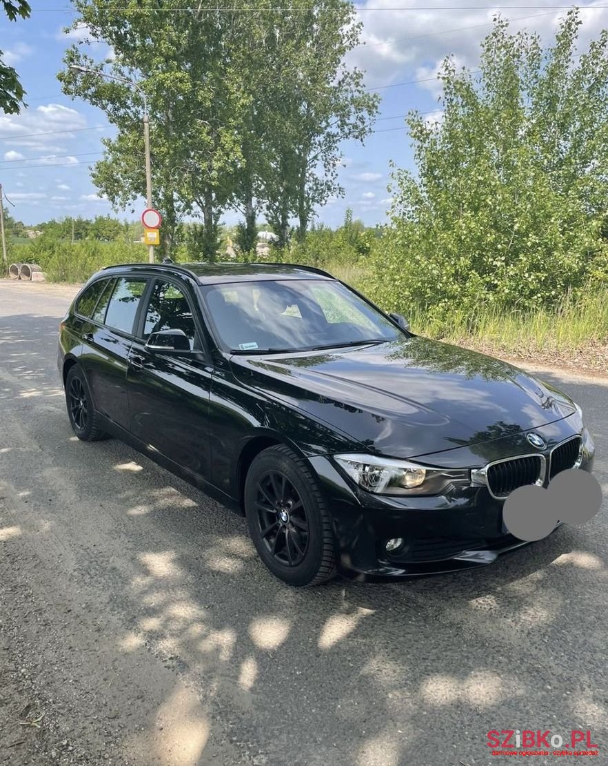 2013' BMW 3 Series photo #4