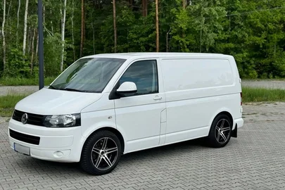 2013' Volkswagen Transporter
