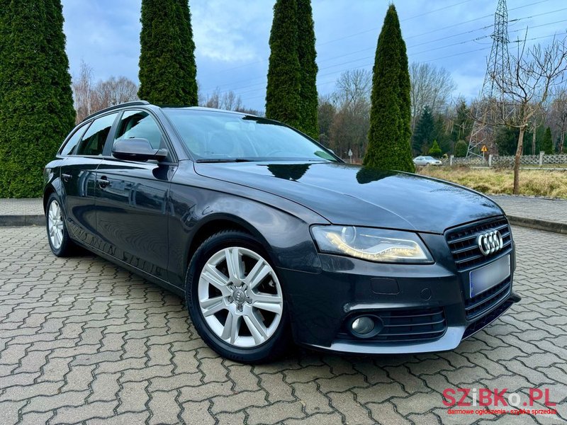 2011' Audi A4 photo #2