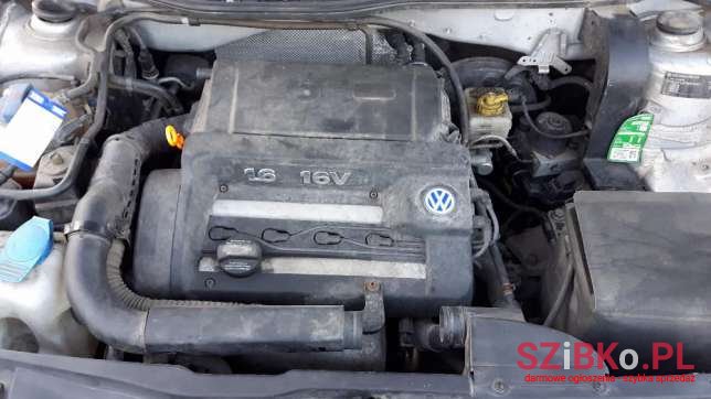 2000' Volkswagen Golf photo #4