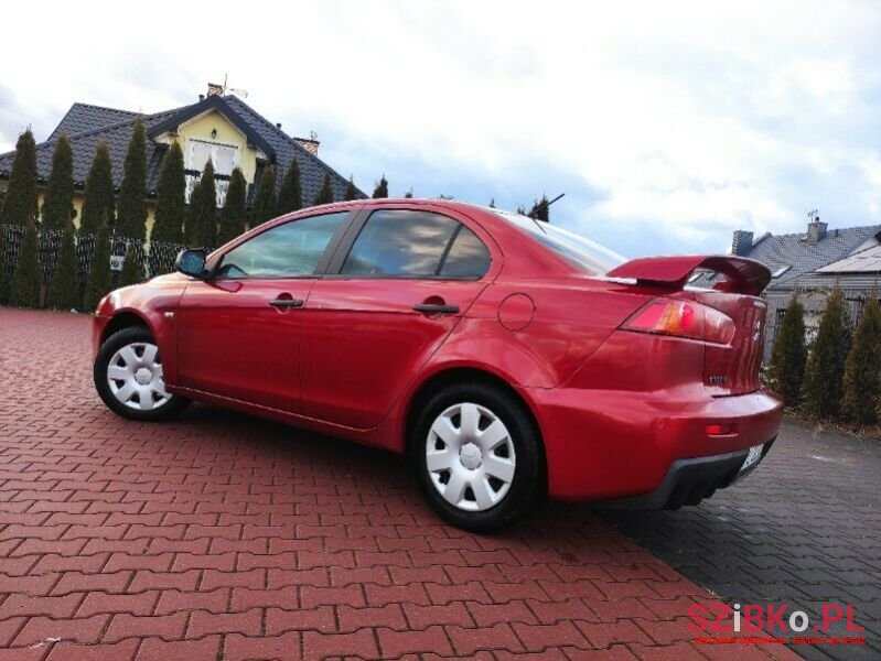 2010' Mitsubishi Lancer photo #1