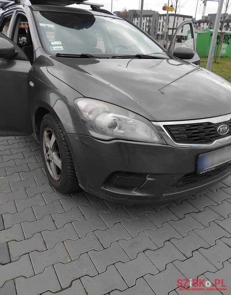2010' Kia Ceed photo #3