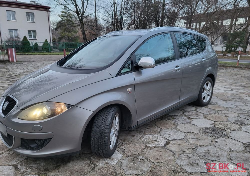 2007' SEAT Altea XL photo #1