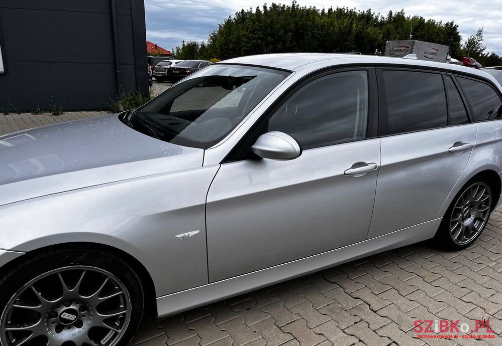 2007' BMW 3 Series 320D photo #3