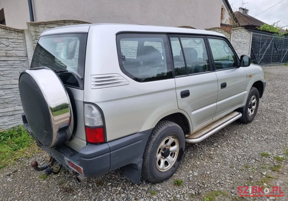 2001' Toyota Land Cruiser Prado 90 3.0 D4D photo #2