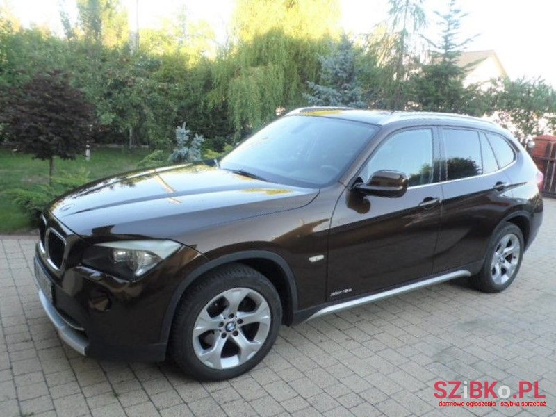 2011' BMW X1 Ver-Sdrive18D photo #3