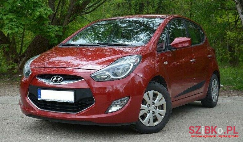 2011' Hyundai photo #1