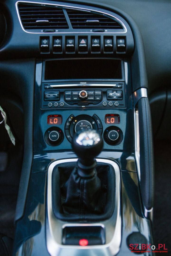 2010' Peugeot 3008 photo #6