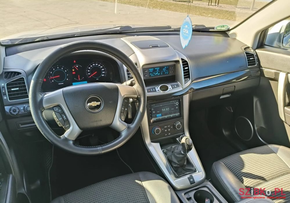 2011' Chevrolet Captiva photo #5