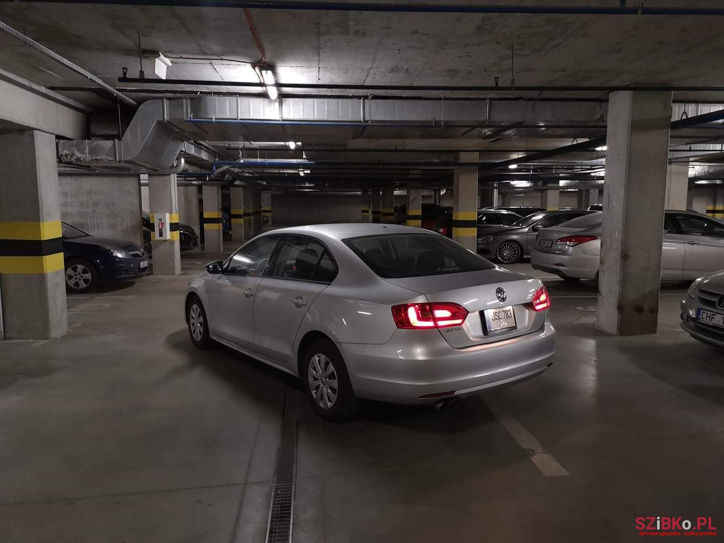 2011' Volkswagen Jetta photo #4