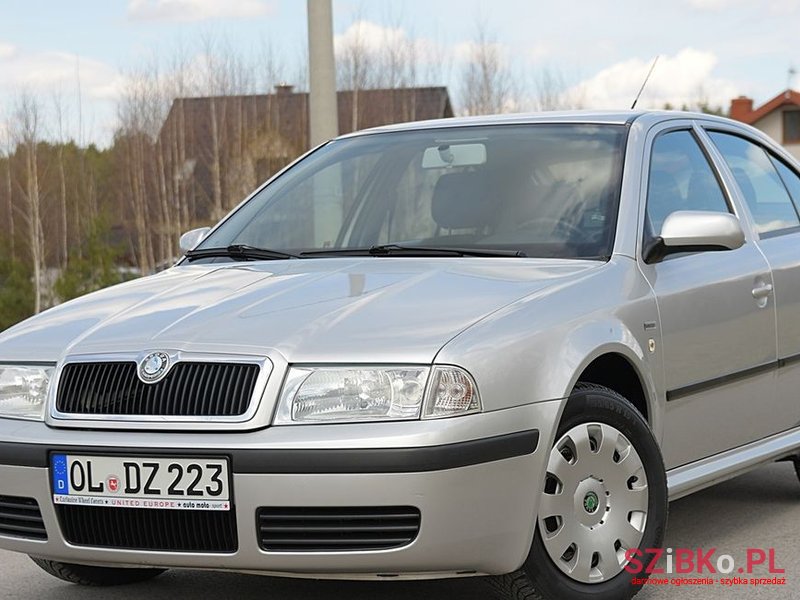 2004' Skoda Octavia photo #1