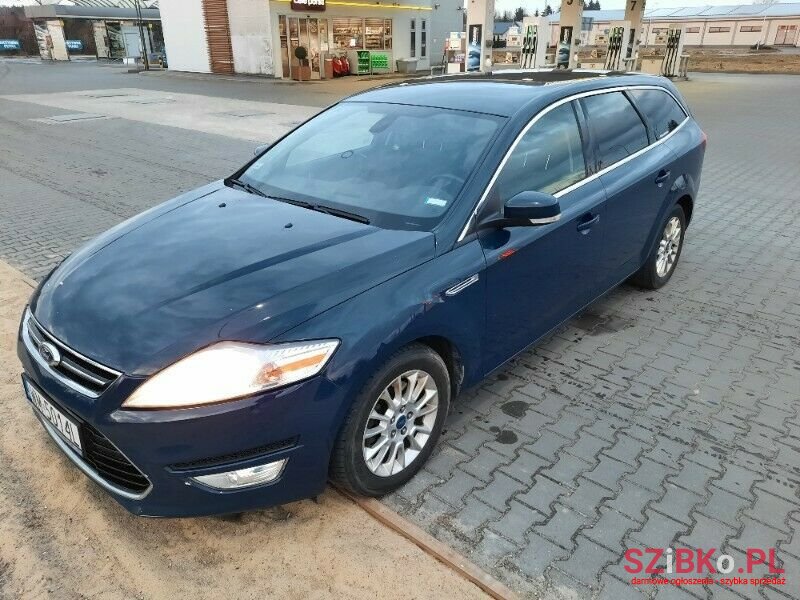 2013' Ford Mondeo photo #2