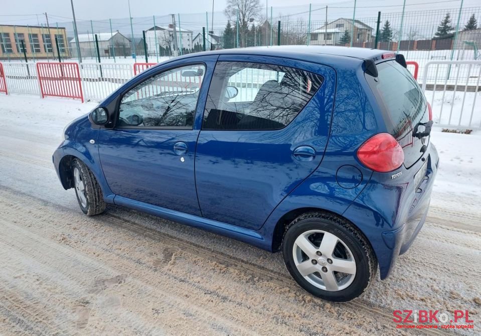 2007' Toyota Aygo photo #3