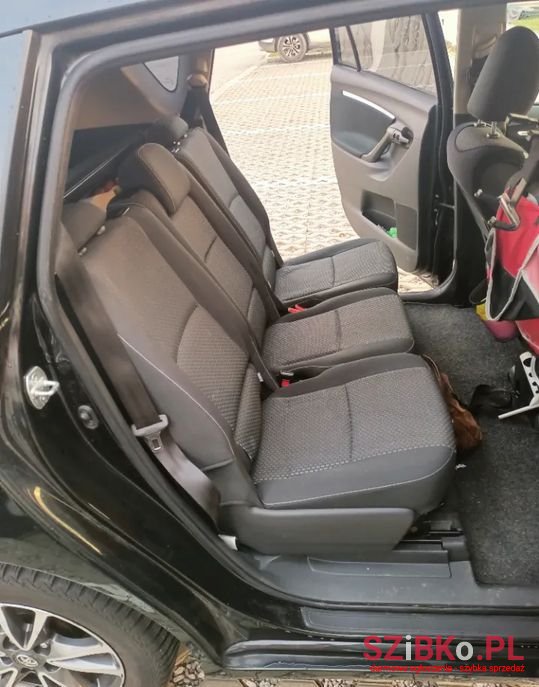 2013' Toyota Verso photo #5