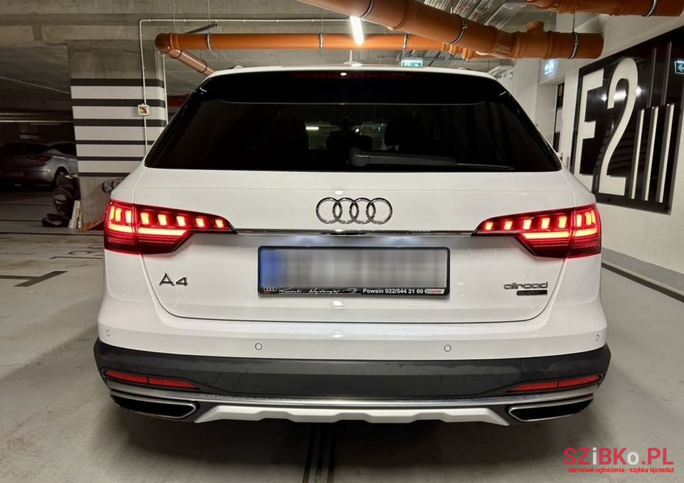 2020' Audi A4 Allroad photo #5