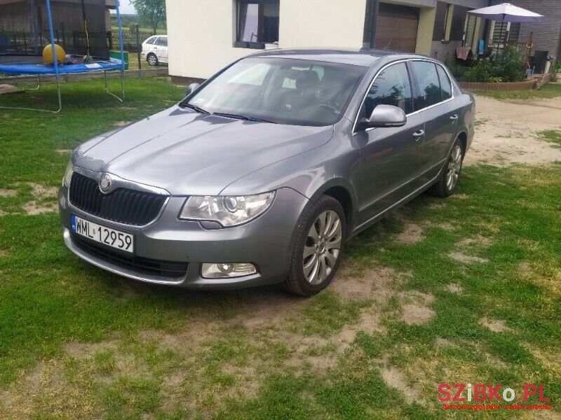 2008' Skoda Superb photo #3
