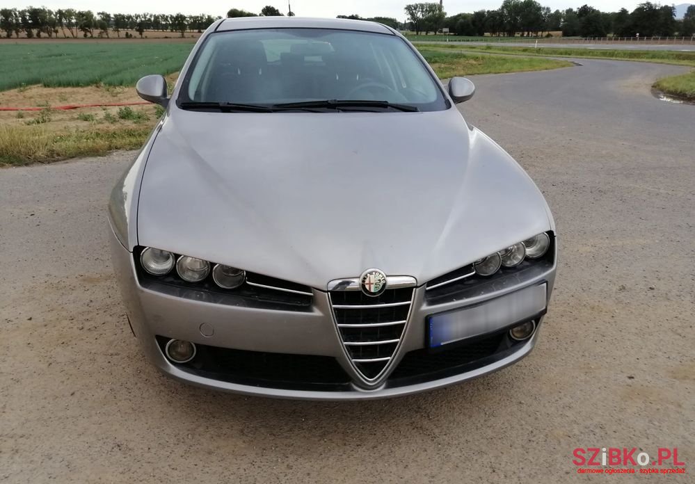 2006' Alfa Romeo 159 photo #1