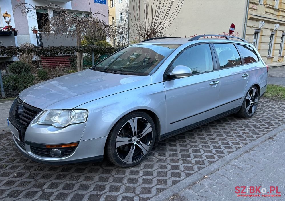 2007' Volkswagen Passat photo #1