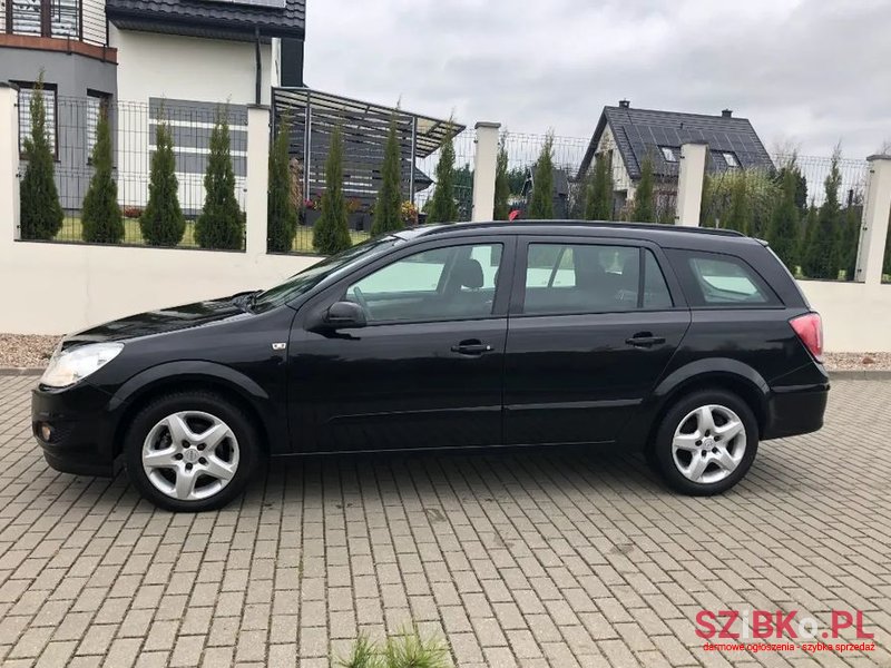 2007' Opel Astra photo #1