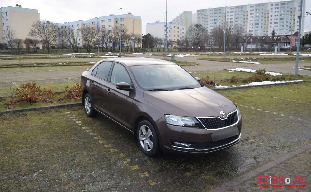 2018' Skoda Rapid 1.4 Tsi Dsg Style photo #5