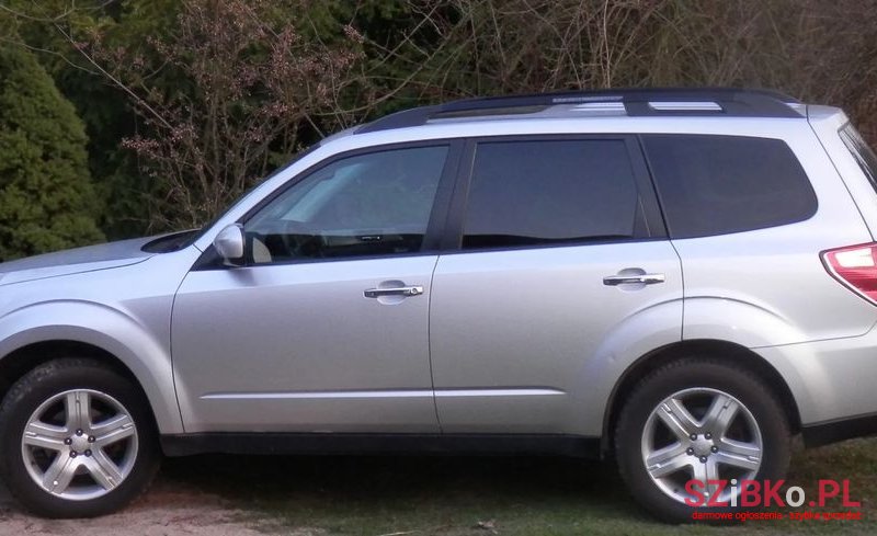 2010' Subaru Forester 2.5 X Limited photo #1