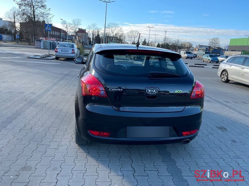 2010' Kia Ceed photo #6